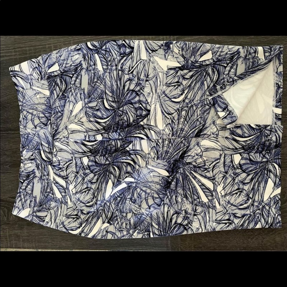 Pencil skirt